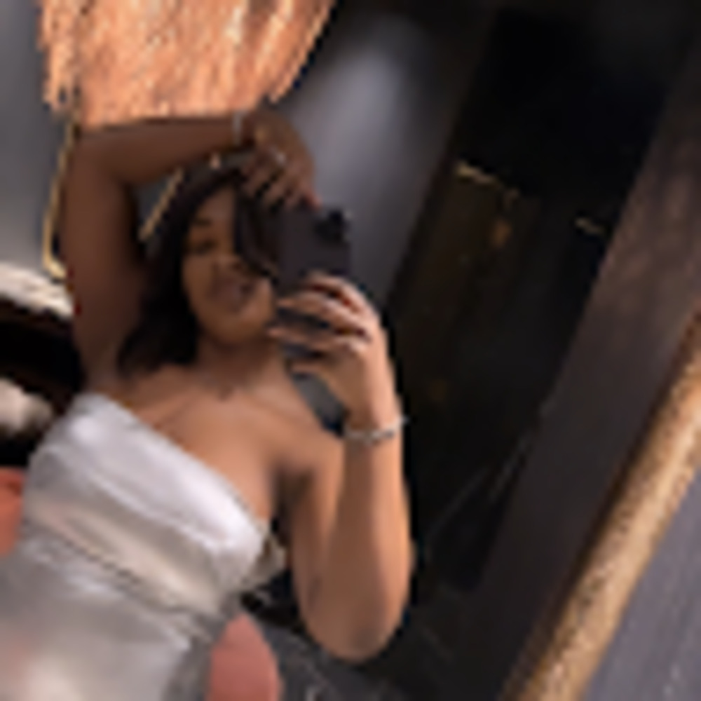 Meet your Posher, Zaida